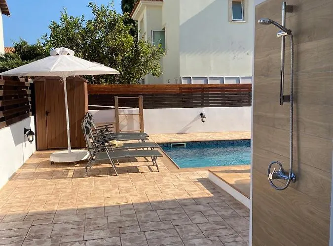 Orestiada Ekaterina 3 Bdrm Vila Protaras