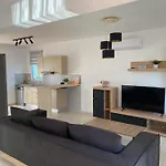 别墅 Orestiada Ekaterina 3 Bdrm *