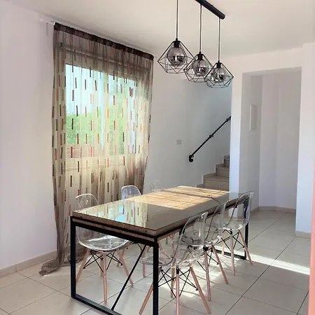 Orestiada Ekaterina 3 Bdrm Willa