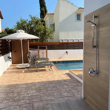 Orestiada Ekaterina 3 Bdrm Villa Protaras