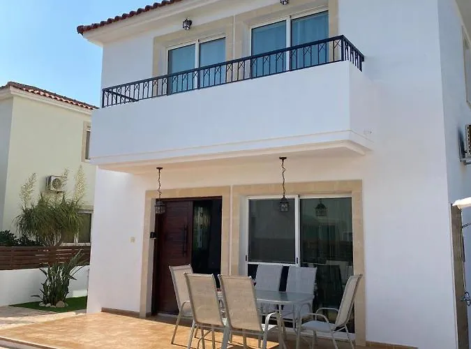 Villa Orestiada Ekaterina 3 Bdrm Protarász