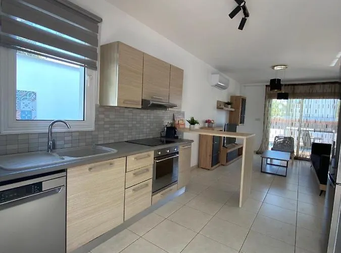 Orestiada Ekaterina 3 Bdrm Villa Protaras